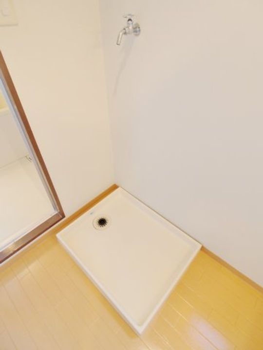 ツボタビルIIの内装