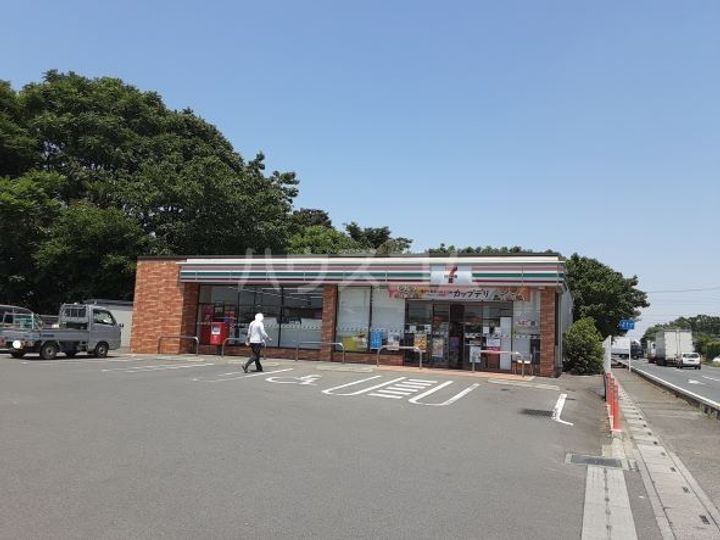 エスポアールの周辺