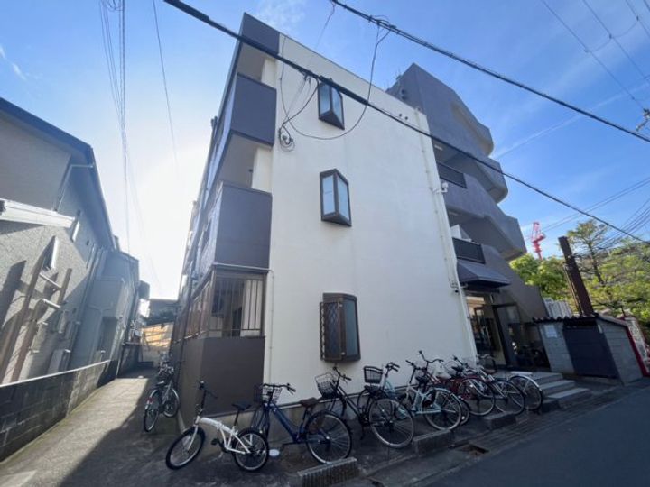 大阪府高槻市富田町2(マンション)の賃貸物件の外観