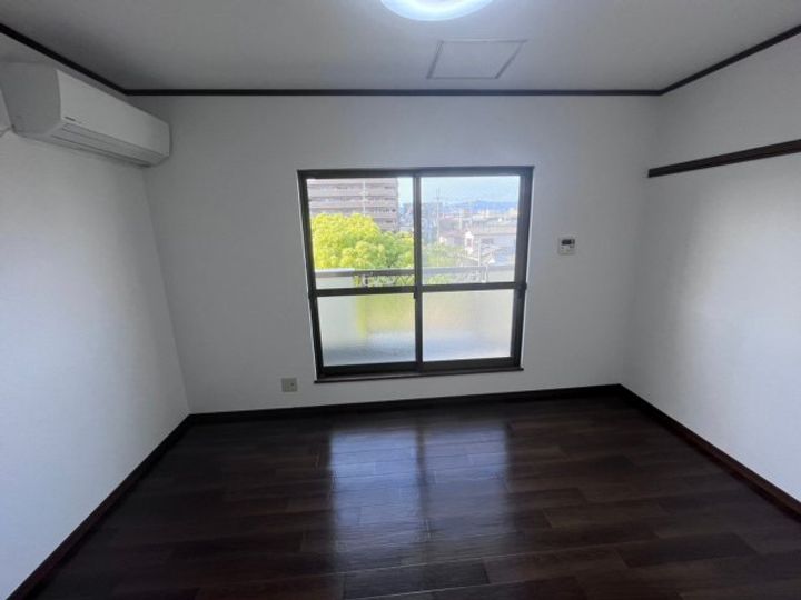 大阪府高槻市富田町2(マンション)の賃貸物件の居間