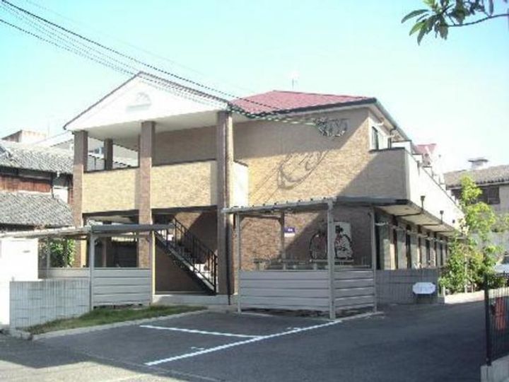 クレシェンテ老松の外観