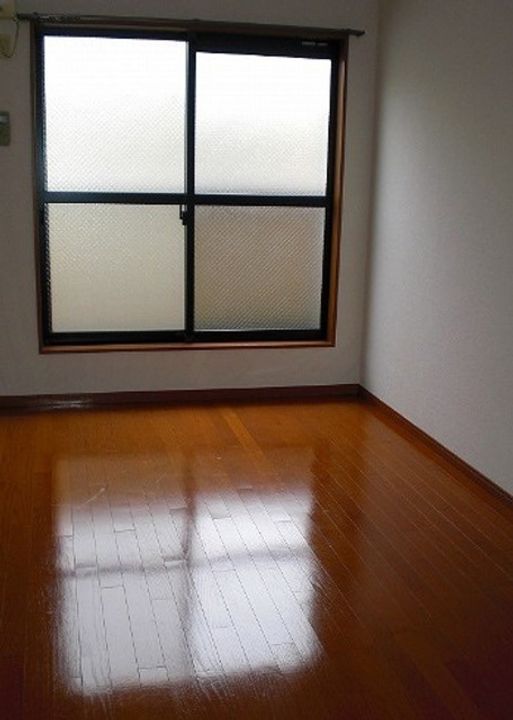 クレシェンテ老松の居間