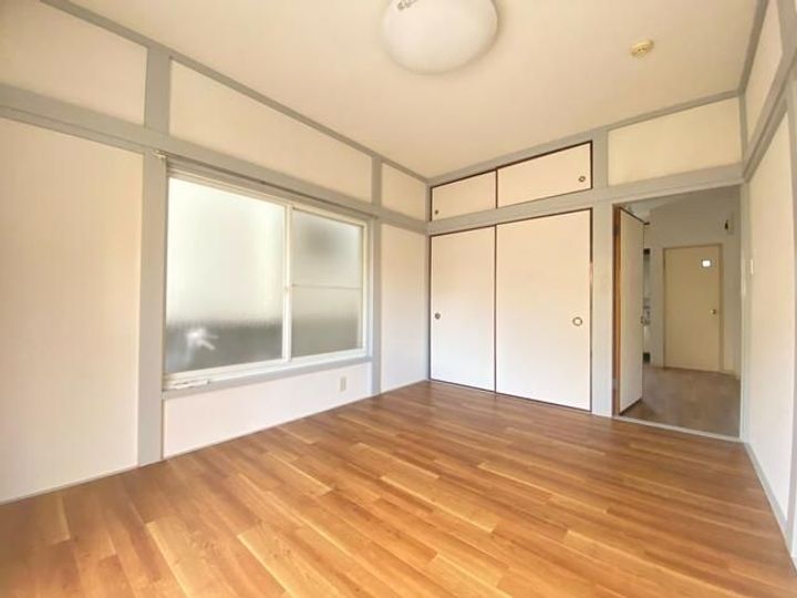 千葉県千葉市稲毛区六方町(アパート)の賃貸物件の居間