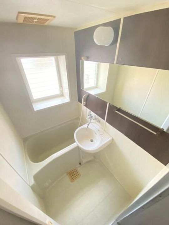千葉県千葉市稲毛区六方町(アパート)の賃貸物件の風呂