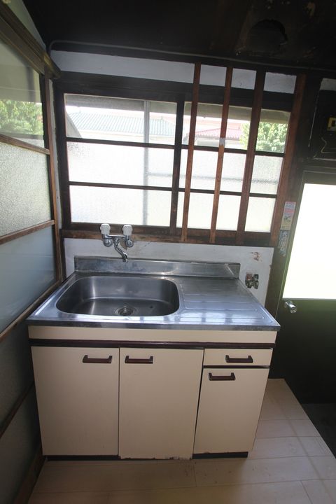 群馬県前橋市上小出町1(一戸建)の賃貸物件のキッチン