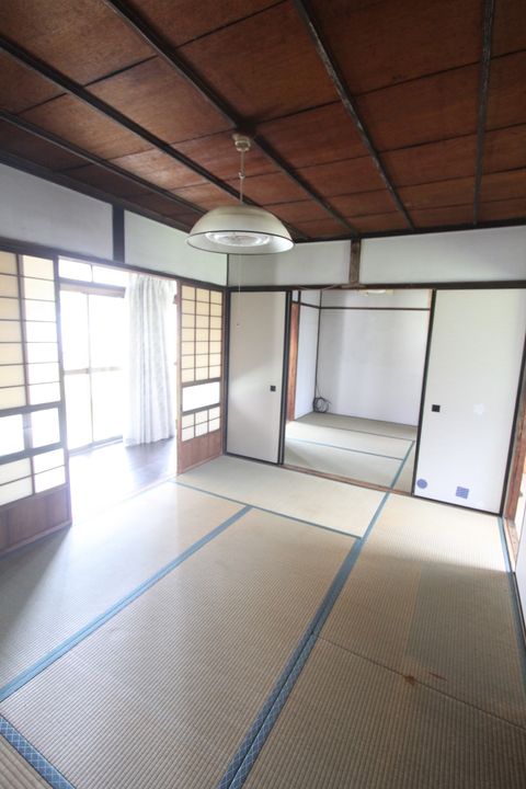 群馬県前橋市上小出町1(一戸建)の賃貸物件の居間
