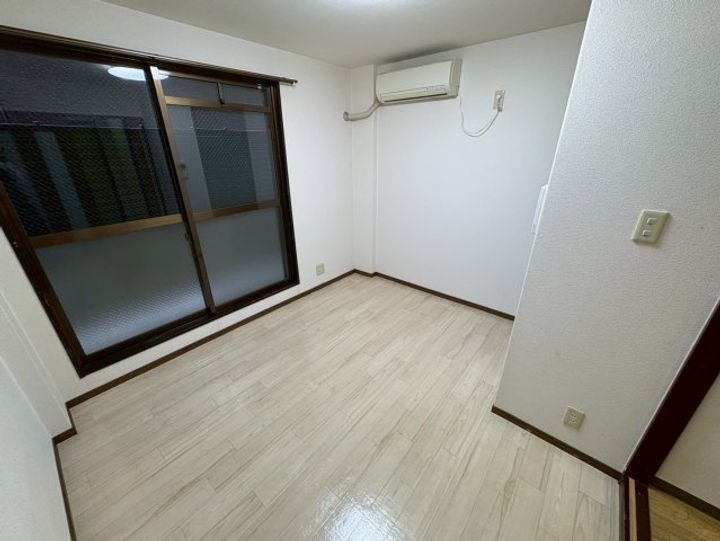 アド弐番館の内装