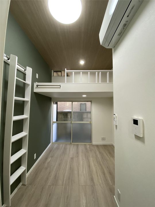 レリーフハイムB棟の居間