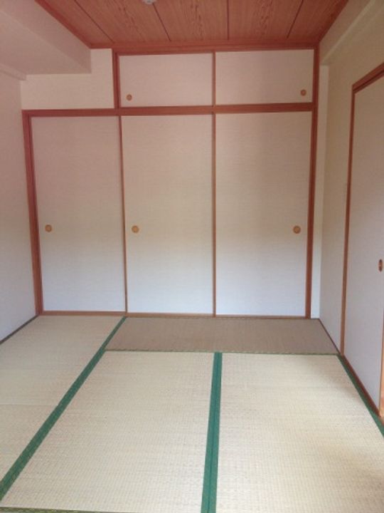 グリュンネベルグTAKANOIIの内装