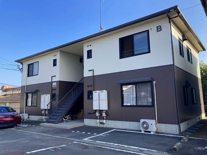 シャーメゾン(挾間) B棟の外観