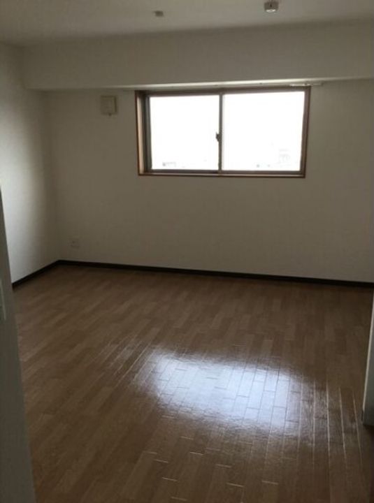 ガーディアン白金の居間