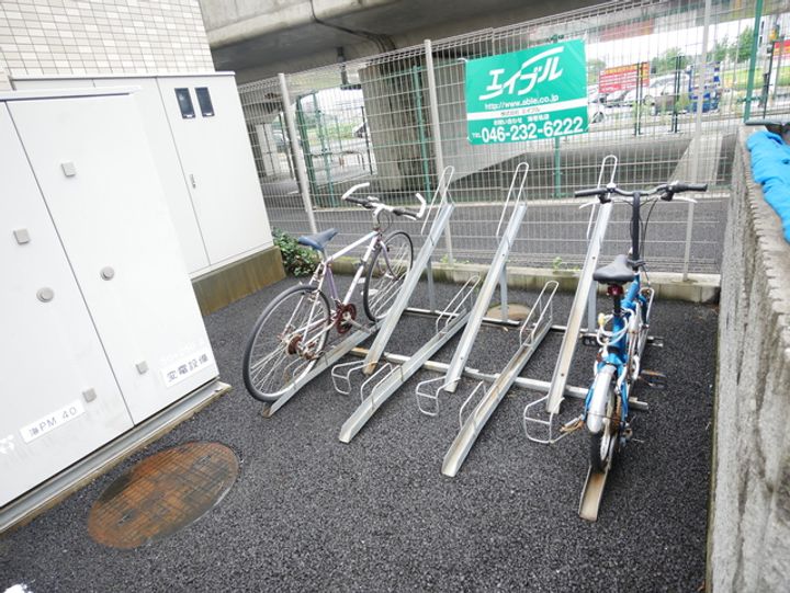 神奈川県海老名市中央3(マンション)の賃貸物件の地図