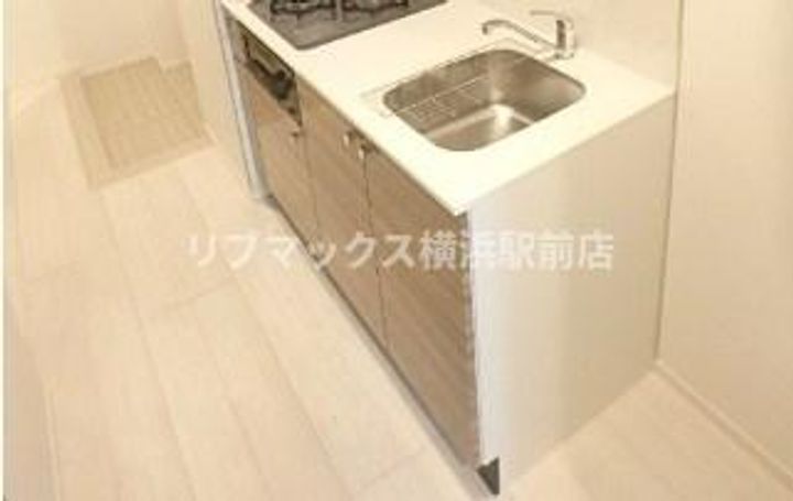 神奈川県横浜市神奈川区子安通3(マンション)の賃貸物件のキッチン