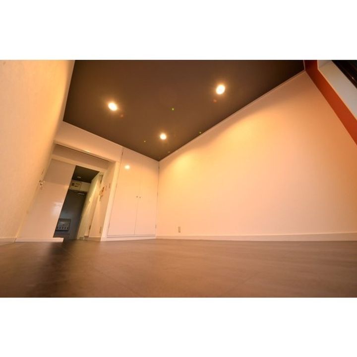 エクセルホームズカネキ丸の内の居間