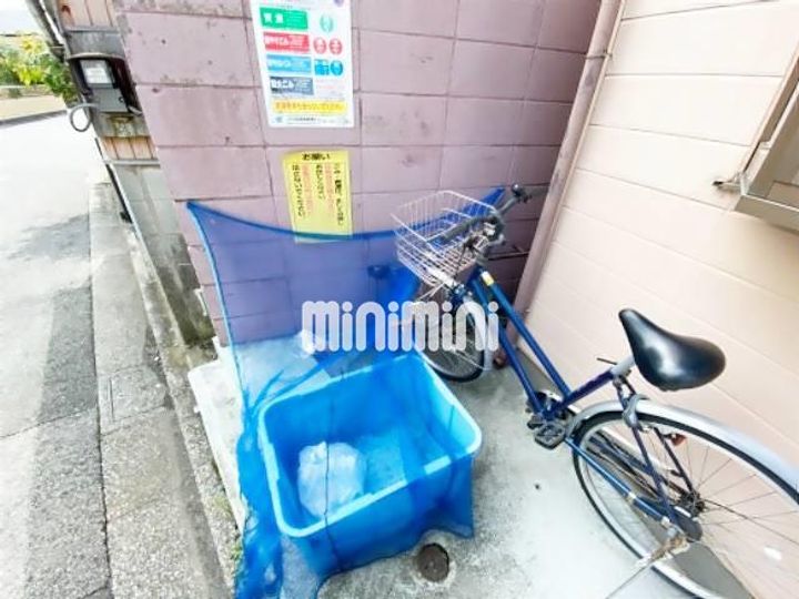 第1コーポゆうの地図