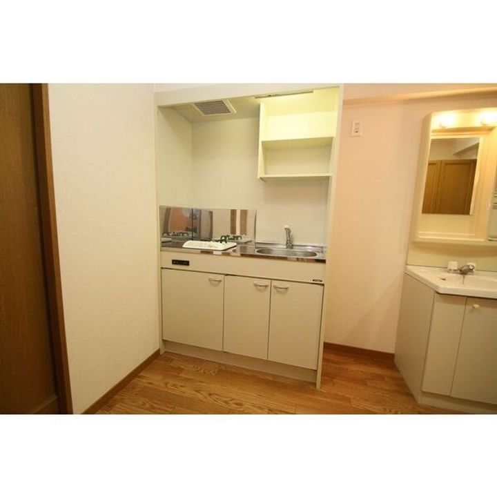 マンションリバーサイドの内装