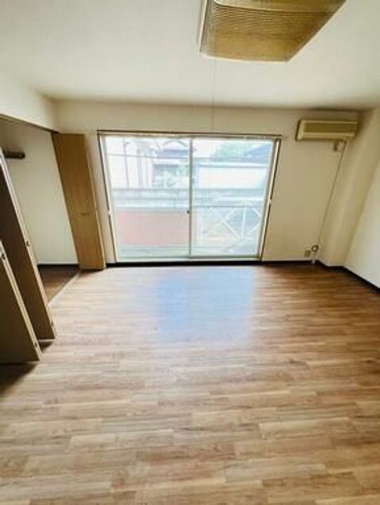 N3(エヌスリー)の内装