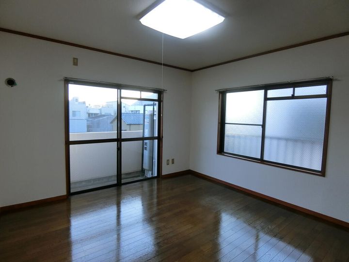 ハイツコンフォートの居間