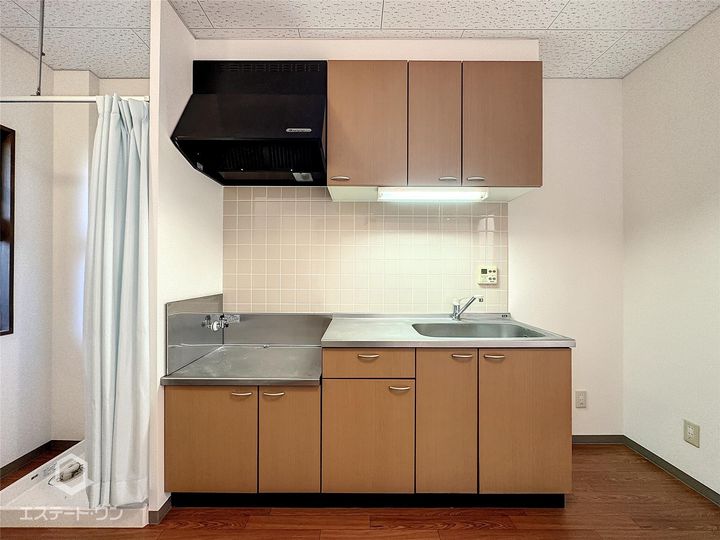 ハイツとみたの森のキッチン