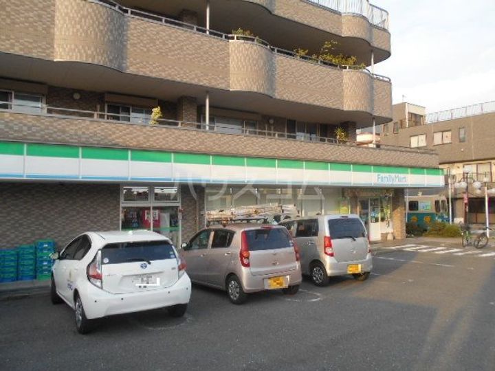 イイダビルの周辺