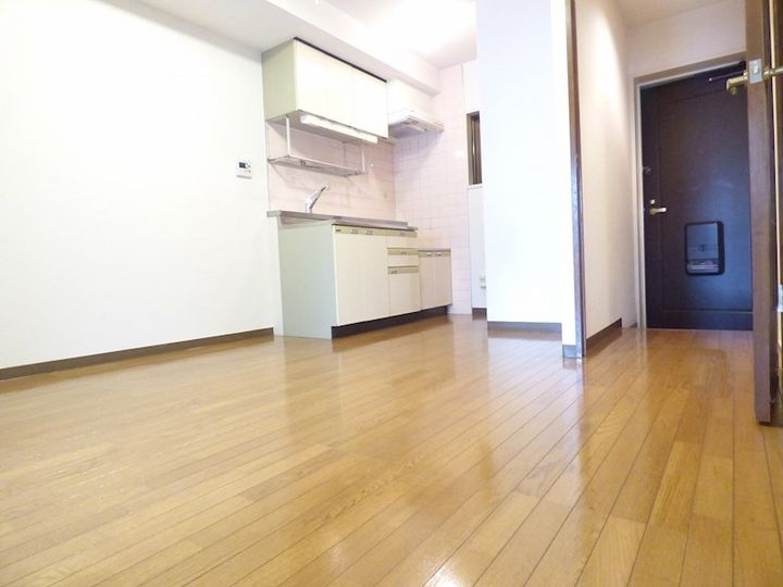 東京都府中市本町4(マンション)の賃貸物件の居間