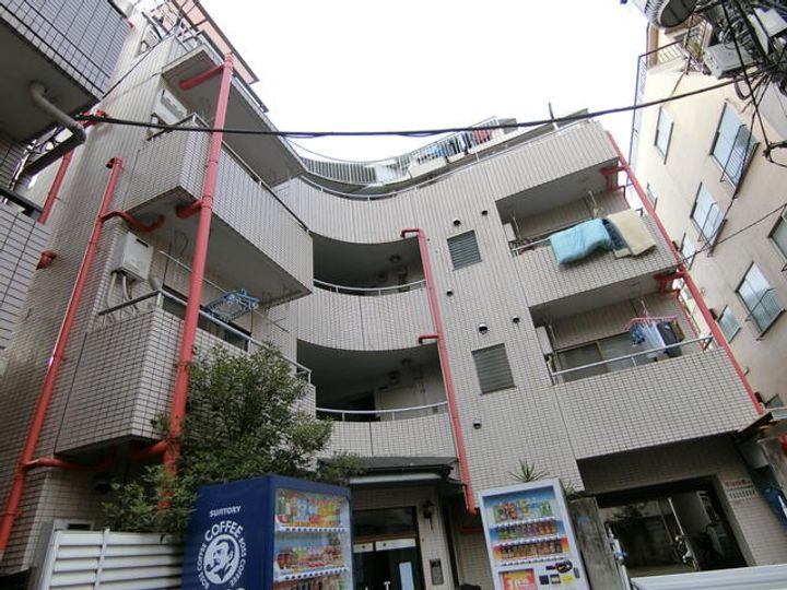 メゾン熊野町の外観