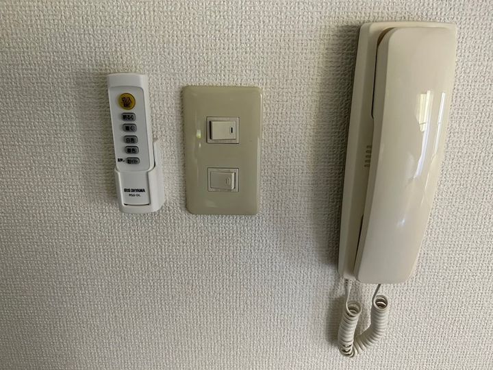 堤ビルの内装