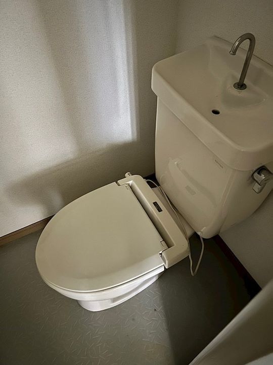 堤ビルの内装