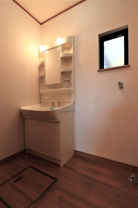 フォーシーズン玉里 Bの内装