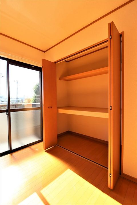 フォーシーズン玉里 Bの内装