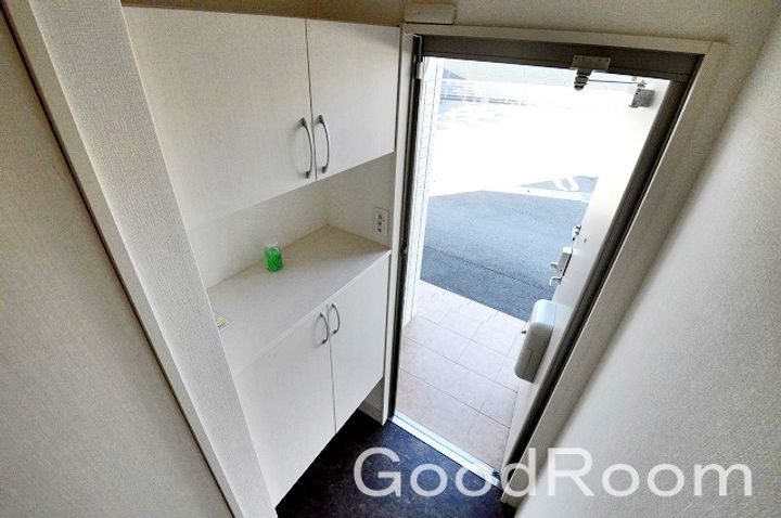 徳島県阿南市那賀川町上福井堂免(アパート)の賃貸物件の玄関