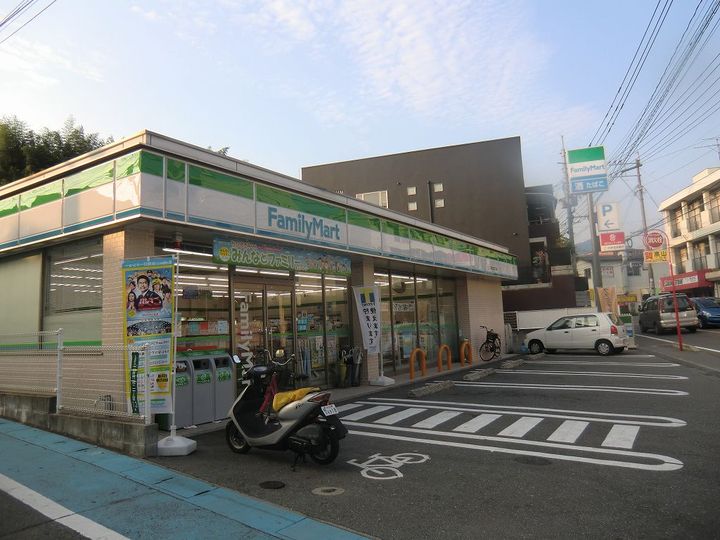 キャンパスシティ太宰府の周辺