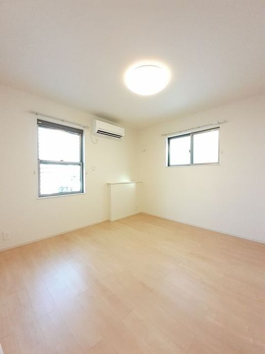 ハイソラーレ IIIの内装