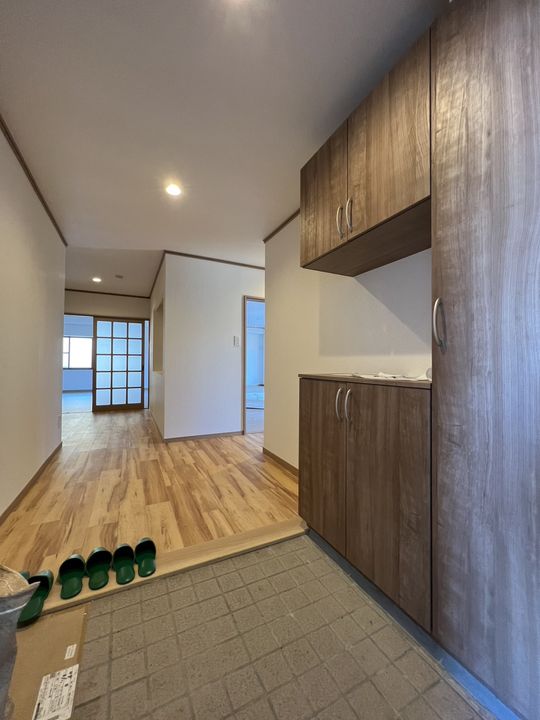 トップヒルズ北山の玄関