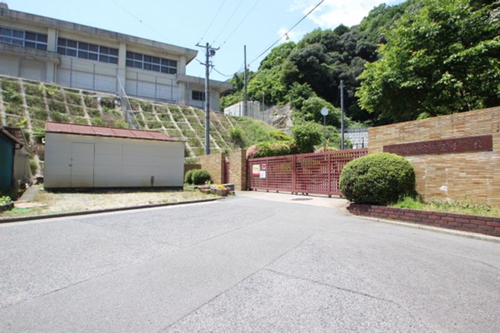 ファミール隅田B棟の周辺