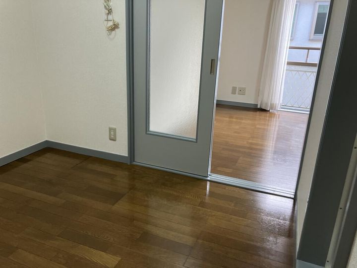 シャルマン二番館の内装