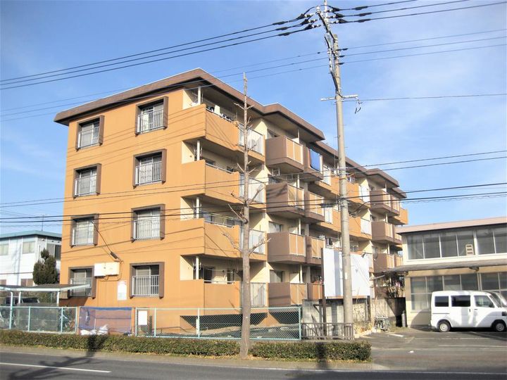 サンハイツ高井の外観