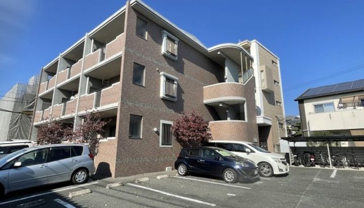 熊本県熊本市中央区出水4(マンション)の賃貸物件の外観