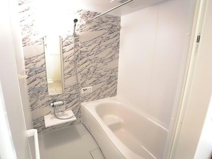 岐阜県各務原市那加西那加町(アパート)の賃貸物件の風呂