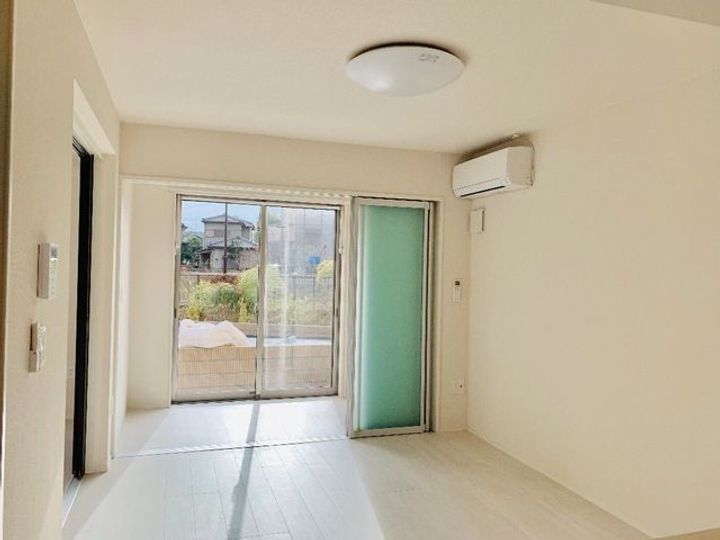 神奈川県中郡大磯町生沢(アパート)の賃貸物件の居間