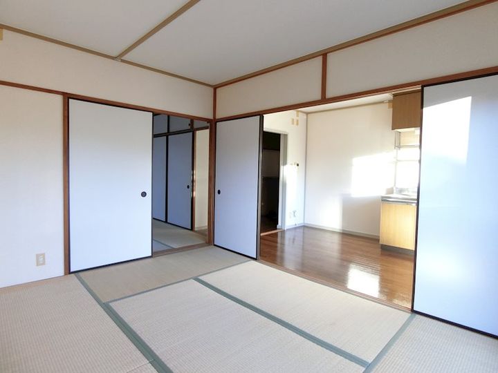 メイゾンクレーユ多摩の内装