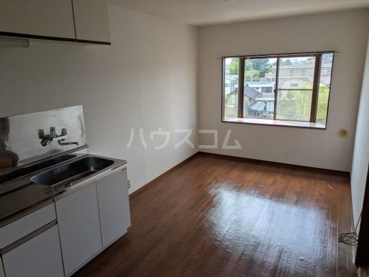 ヘリオス天神町レジデンスの居間