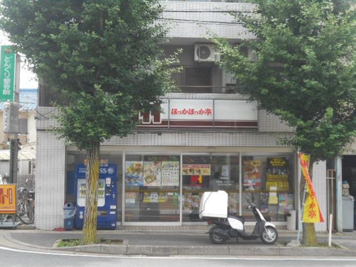 シャトーウメダの周辺