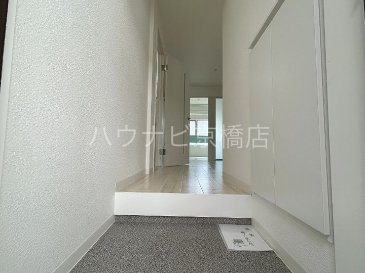 大阪府大阪市城東区成育2(マンション)の賃貸物件の玄関