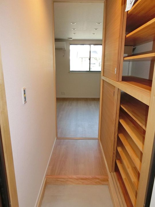 シャトーマロンの玄関