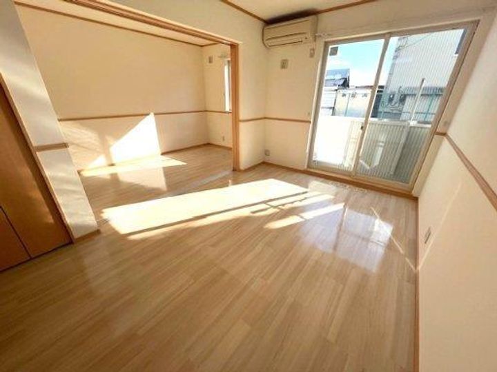 Bolas高田(ボーラス)の居間