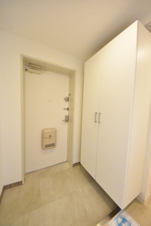 大阪府吹田市千里山西1(マンション)の賃貸物件の玄関