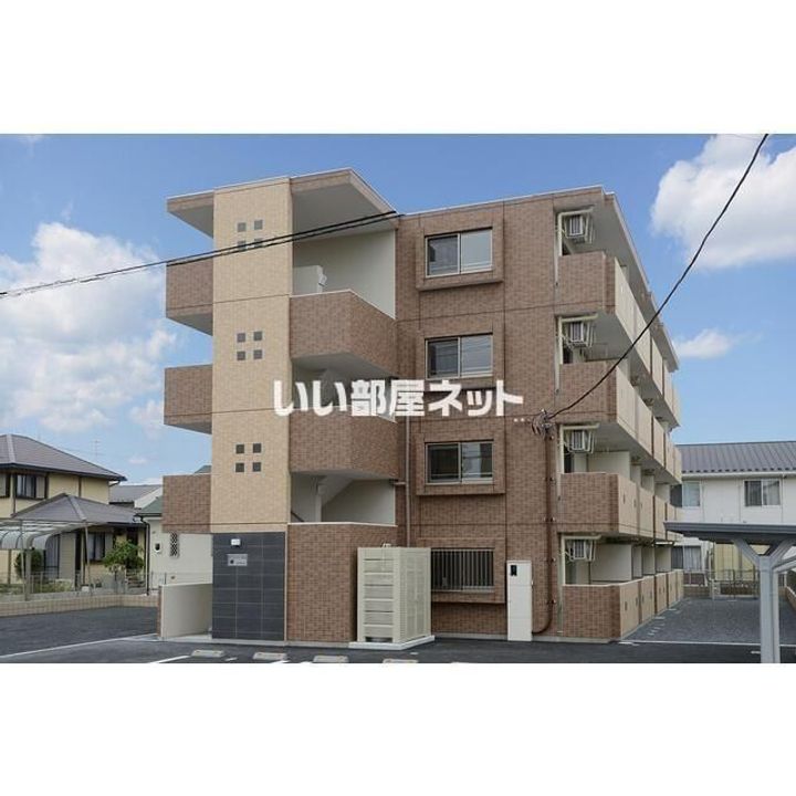 グランインカム曙の外観