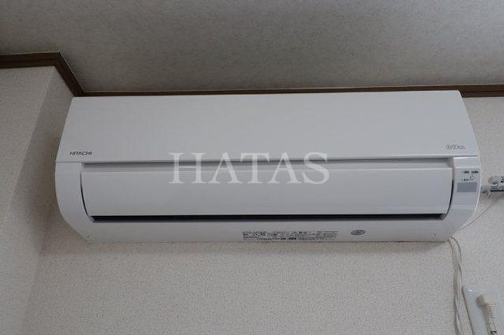 サープラスワン高須の内装