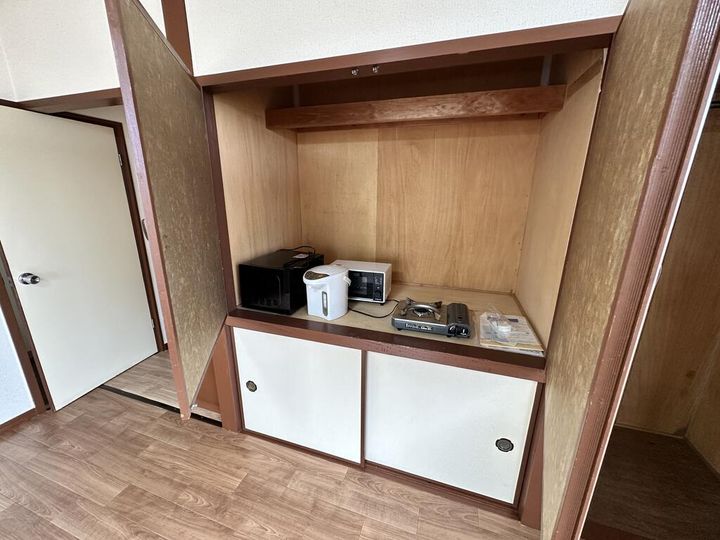 ルートサイド266の内装